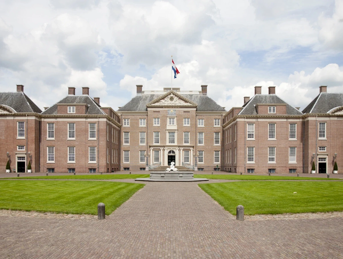 Zicht op Paleis Het Loo in Apeldoorn